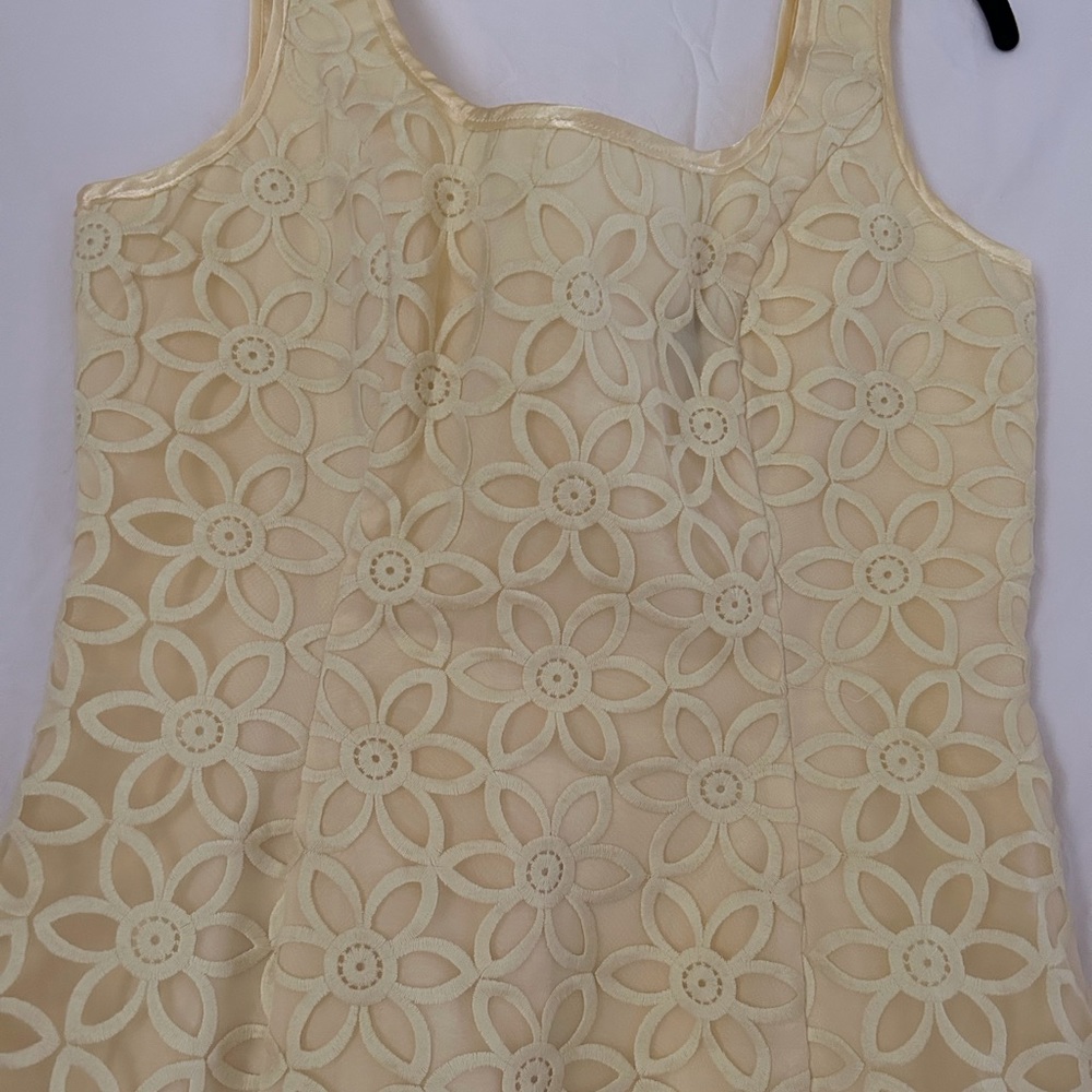 Dress by worth sleeveless never worn